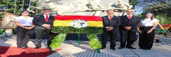 SENASAG participó de la ofrenda floral en conmemoración de los 201 años de la independencia de Bolivia
