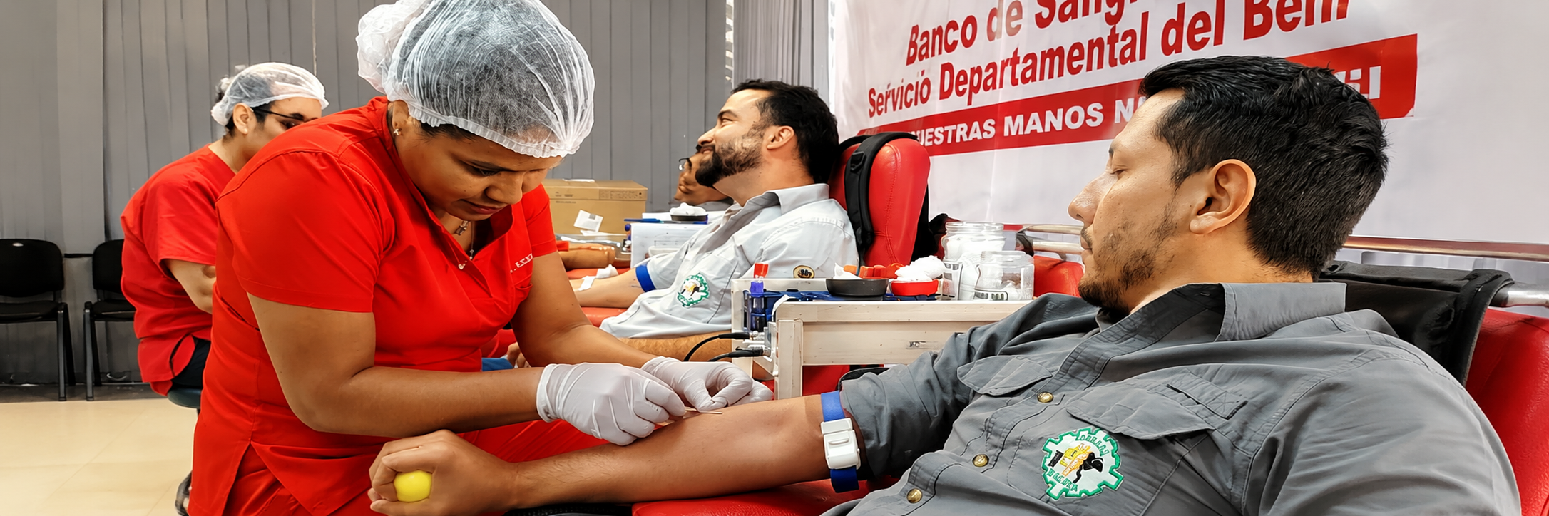 Personal del SENASAG se une en la colecta de donación de Sangre  