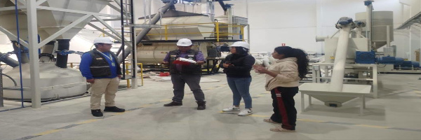 SENASAG Chuquisaca realiza inspección técnica a planta elaboradora de alimento balanceado en Sucre  