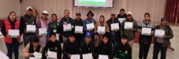 SENASAG capacita en sanidad vegetal y prevención de enfermedades a productores y estudiantes de Villazón  