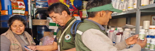 SENASAG CHUQUISACA REALIZA CONTROL A COMERCIALIZADORES DE PLAGUICIDAS DE USO AGRÍCOLA