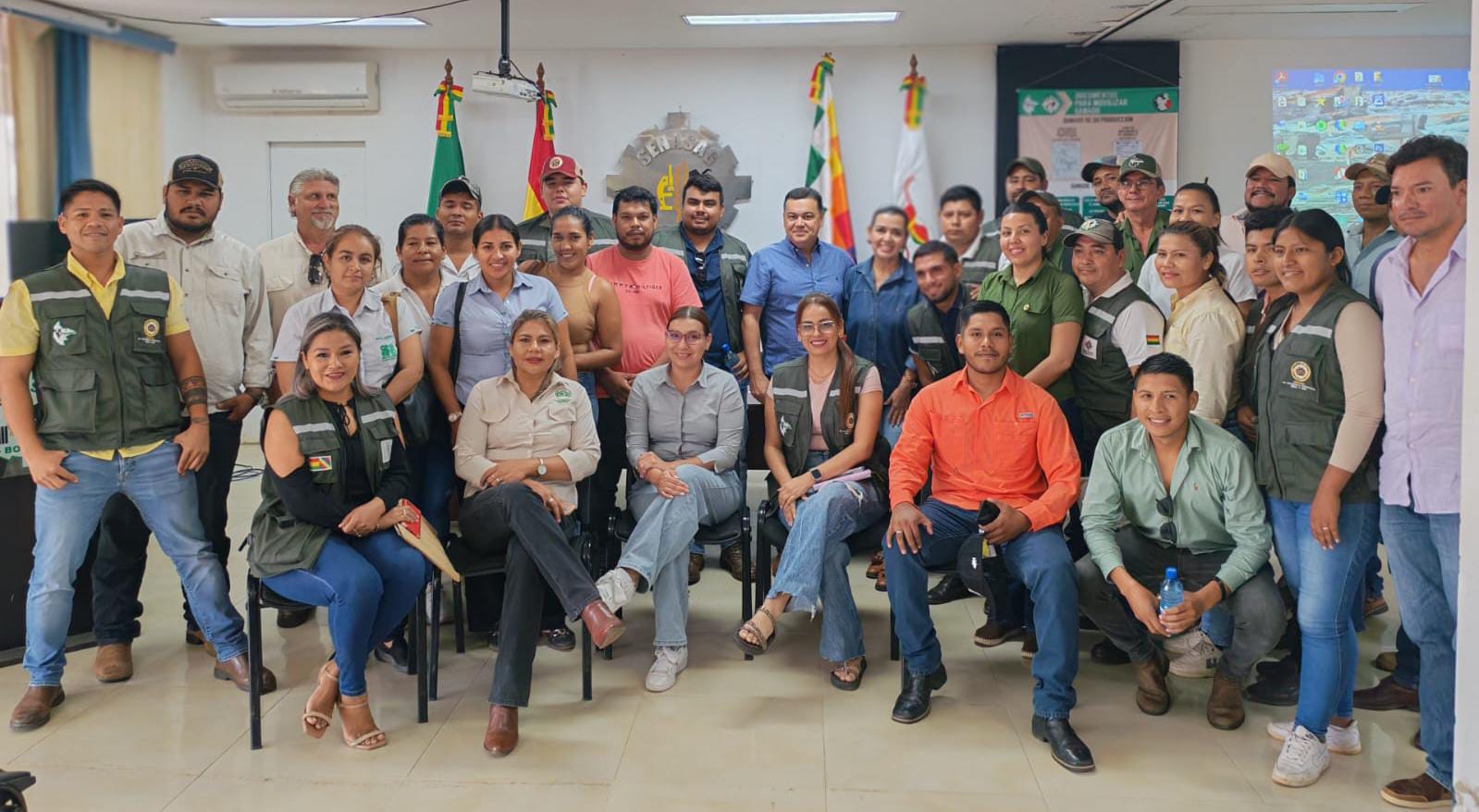 SENASAG BENI Y FEGABENI CAPACITAN A SECTORES PRODUCTIVOS Y DE TRANSPORTE