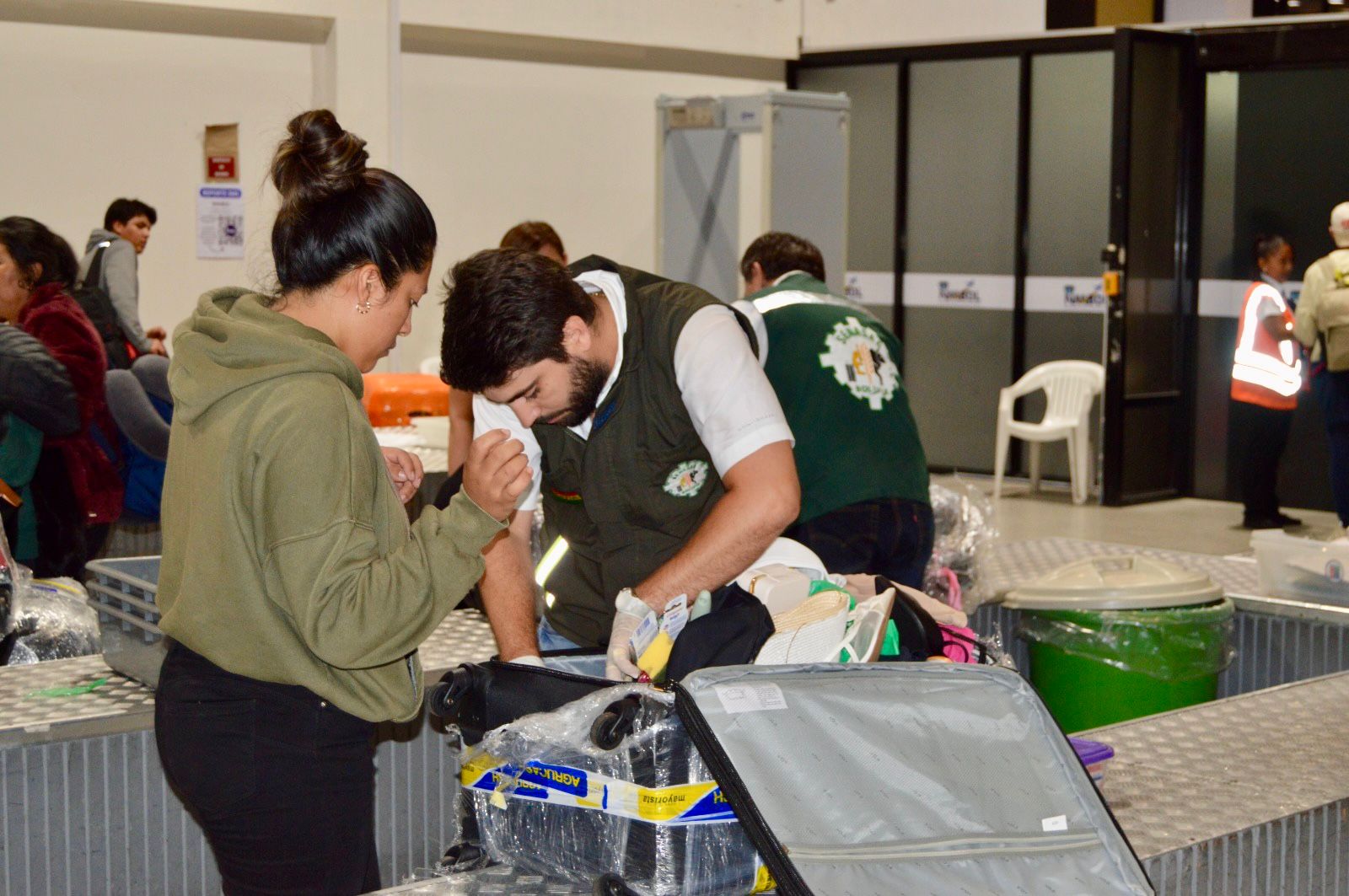 SENASAG Santa Cruz refuerza controles sanitarios en el Aeropuerto Internacional Viru Viru frente al riesgo de enfermedades transfronterizas