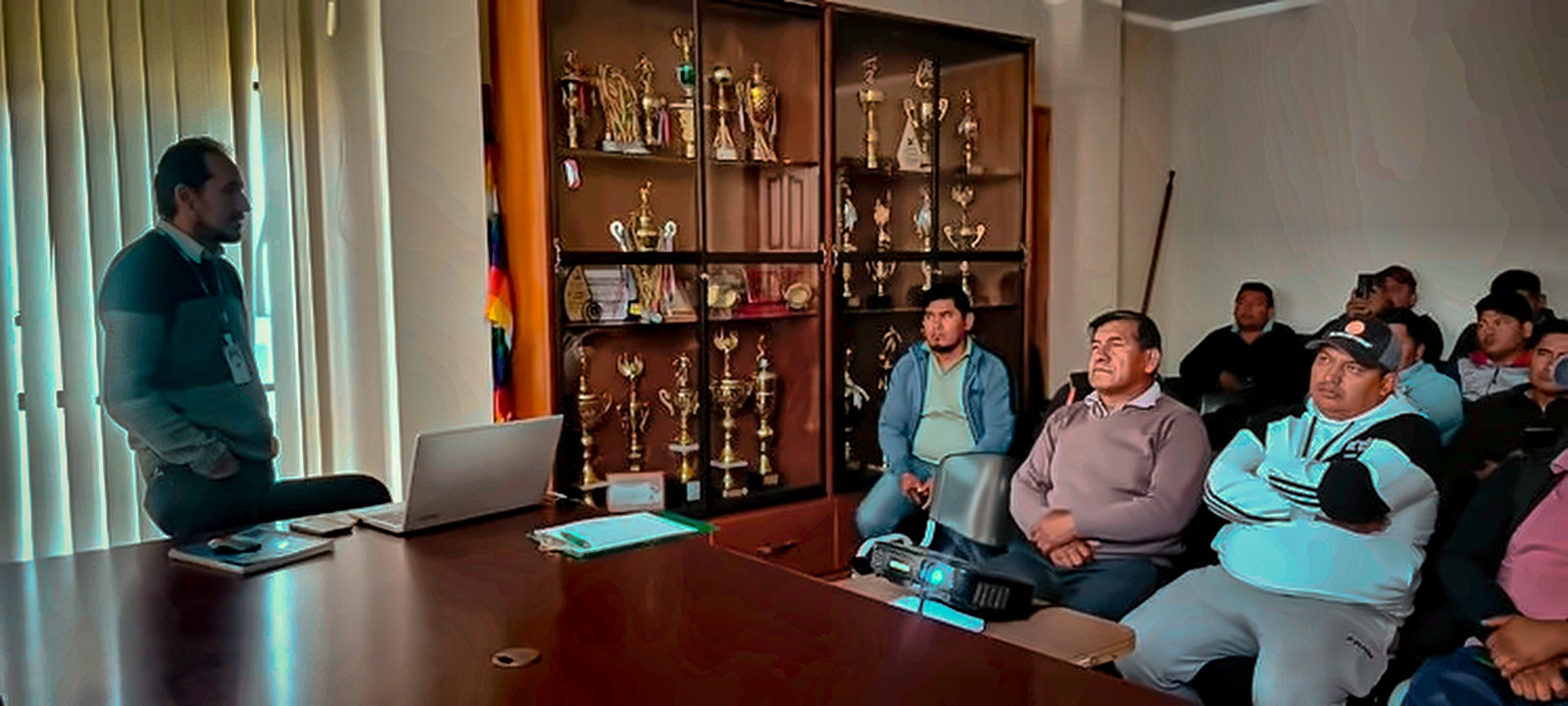 SENASAG CHUQUISACA DESARROLLA ACTIVIDADES DE SOCIALIZACIÓN DEL FIDEICOMISO ORIENTADO AL FORTALECIMIENTO DEL SECTOR AVÍCOLA